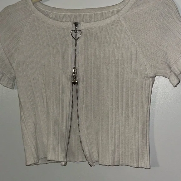 White Ribbed Top with Zip - Picture 4 of 5